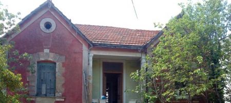 Μαρούσι: Αντιεξουσιαστές ανακατέλαβαν την έπαυλη Κούβελου