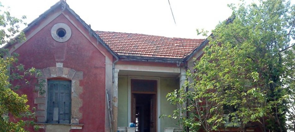 Μαρούσι: Αντιεξουσιαστές ανακατέλαβαν την έπαυλη Κούβελου