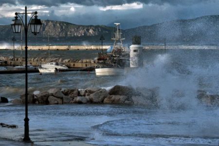Απαγορευτικό απόπλου από Ζάκυνθο και Κεφαλονιά
