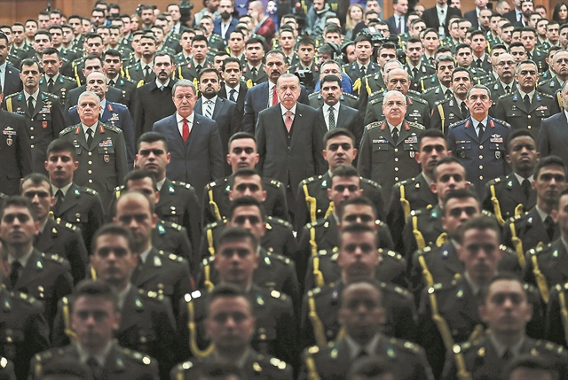 Ο δύσβατος δρόμος των διερευνητικών επαφών με την Αγκυρα