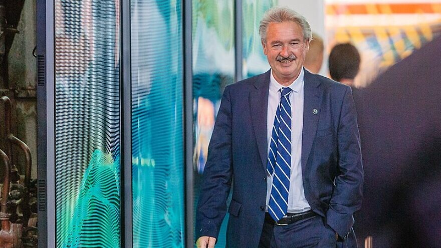 Asselborn: Other EU countries should take 4,000 child migrants from Greece