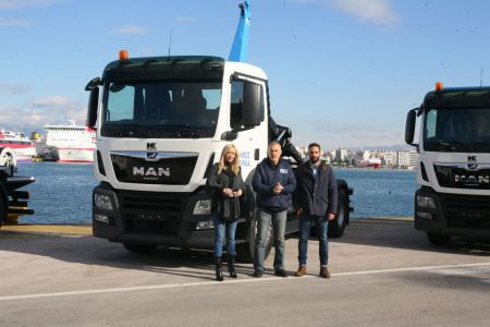 Νέα οχήματα στον τομέα καθαριότητας του δήμου Πειραιά