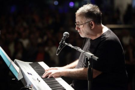 Η μελοποίηση του Καββαδία και τα αθάνατα τραγούδια του Θάνου Μικρούτσικου