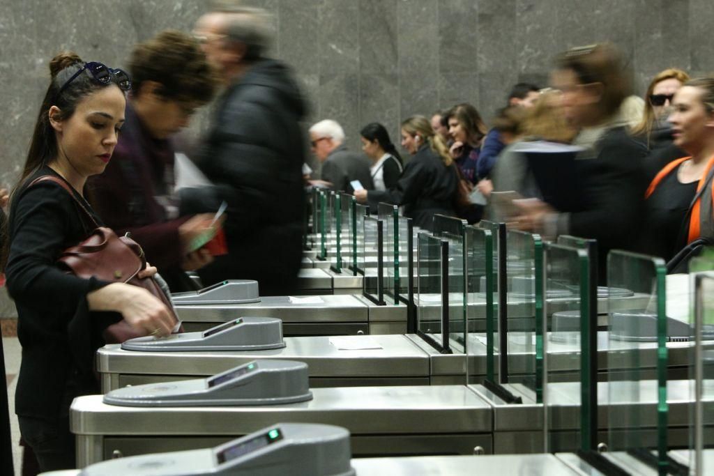 Με αλλαγές τα δρομολόγια των μέσων μεταφοράς στις γιορτές