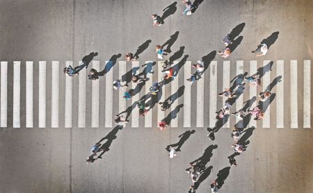 Από τη δεκαετία της κρίσης στη δεκαετία της πρόκλησης