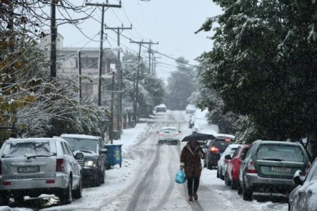 Κακοκαιρία «Ζηνοβία» : Χιόνια, καταιγίδες και θυελλώδεις άνεμοι