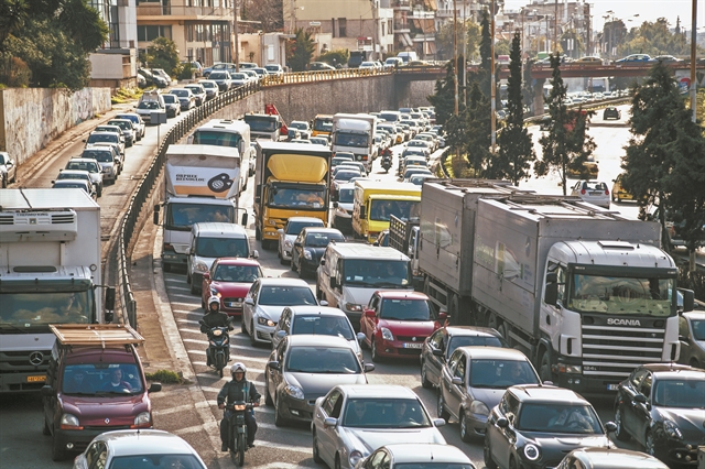 Τα ακριβά καύσιμα δεν τρομάζουν τους οδηγούς | tovima.gr