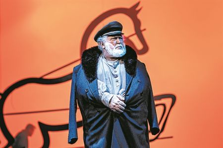 ΤΟΛΣΤΟΪ ΣΤΗ ΣΚΗΝΗ