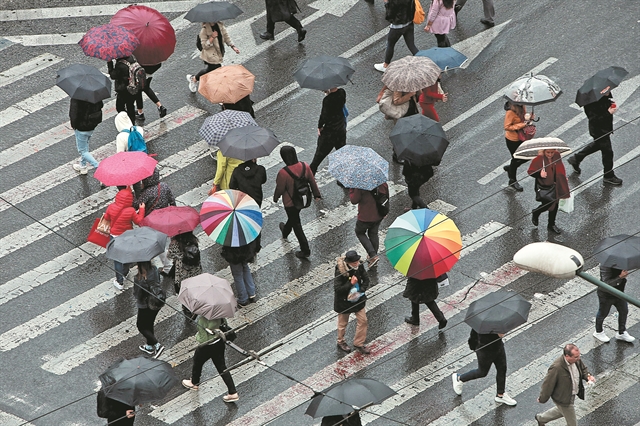 Μεγάλες προκλήσεις σε σαθρή βάση