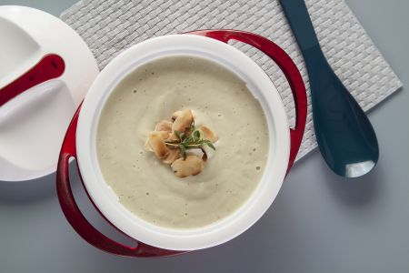 Σούπα κουνουπιδιού με αμύγδαλα