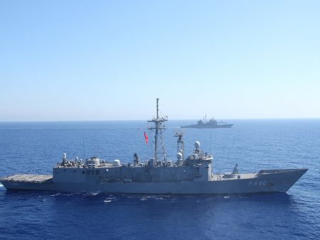 Μεσόγειος μυρίζει μπαρούτι