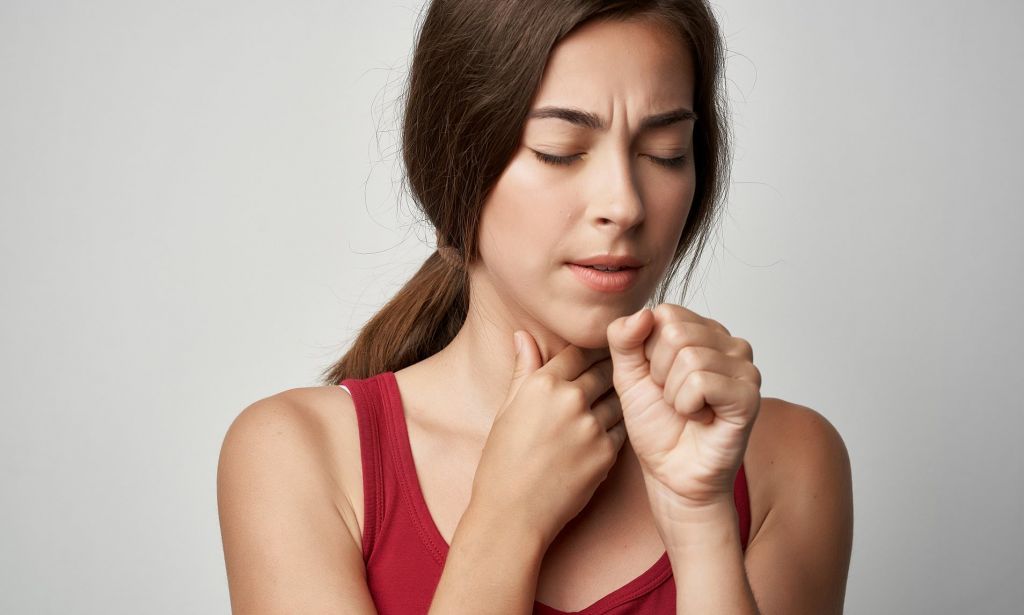 Λαρυγγίτιδα: Τα αίτια και τα σωστά βήματα αντιμετώπισης