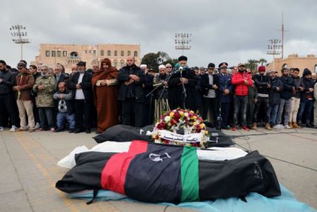 Λιβύη: Αυξάνονται οι νεκροί του αεροπορικού βομβαρδισμού – Αποστολή στρατιωτών ανακοίνωσε ο Ερντογάν