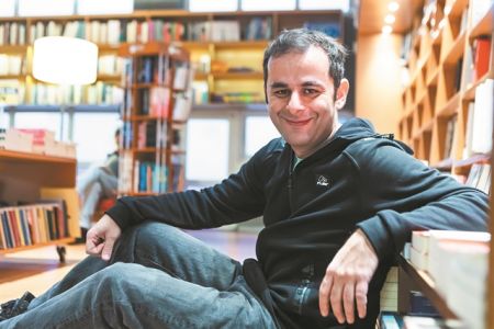 Μια μέρα στη ζωή του Αντώνη Σπετσιώτη