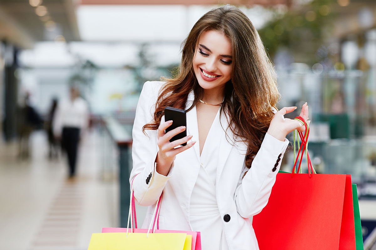Πόσο σημαντικό είναι το κινητό τηλέφωνο όταν κάνεις shopping;