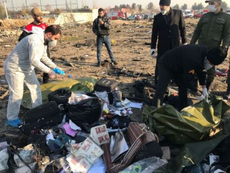 Ιράν: Συντριβή ουκρανικού Boeing 737 με 176 επιβαίνοντες – «Όλοι είναι νεκροί»