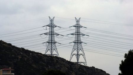 ΑΔΜΗΕ: Επιδιορθώθηκε η διπλή βλάβη στο εναέριο σύστημα μεταφοράς ρεύματος της Ανδρου