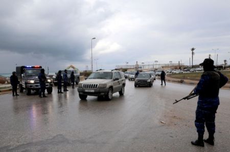 Η Αθήνα ζητά τήρηση του εμπάργκο όπλων στη Λιβύη
