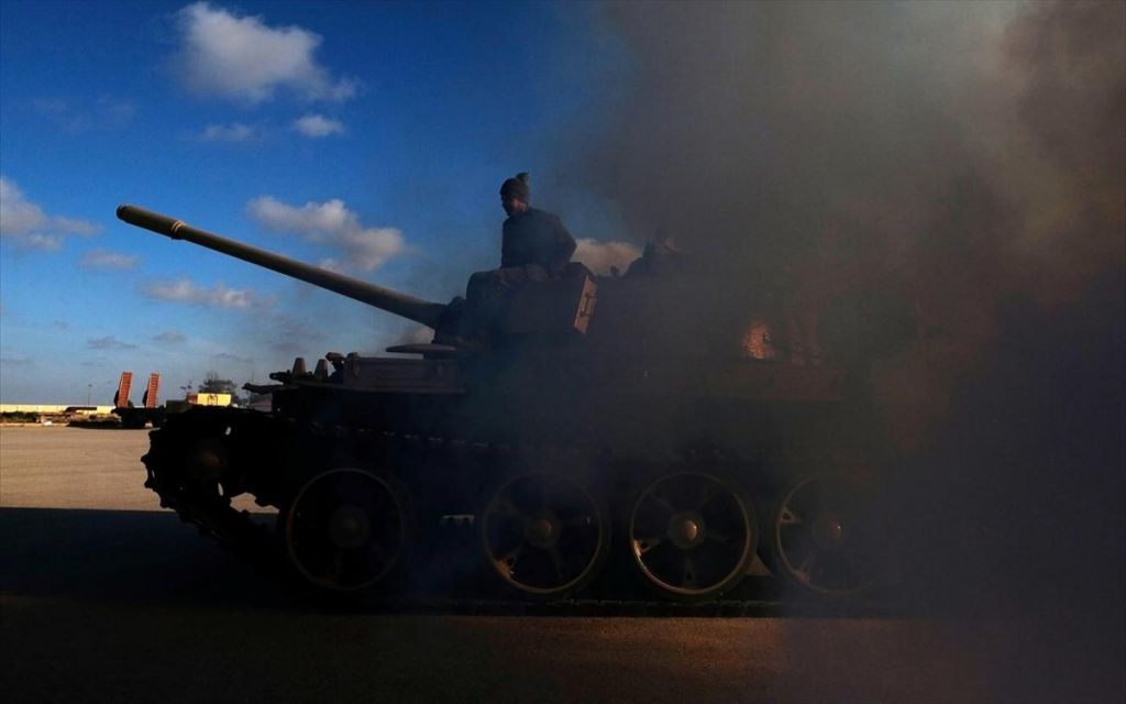 Εκεχειρία σε τεντωμένο σχοινί στη Λιβύη – Και οι δύο πλευρές καταγγέλουν παραβίασή της