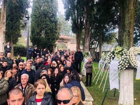 Πλήθος κόσμου αποχαιρέτησε τον Θεόδωρο Νιτσιάκο