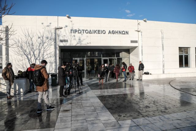 Πατέρας Τοπαλούδη: Ποια συναίνεση; με το μαχαίρι στο λαιμό τη βιάσατε
