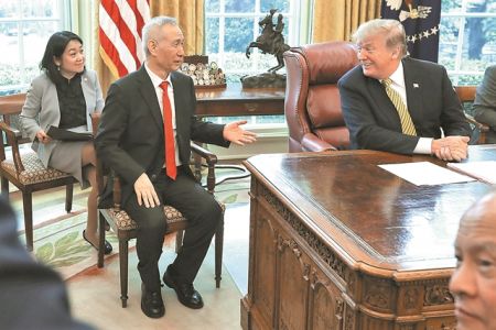 «Φάση πρώτη» για εμπορική συμφωνία ΗΠΑ – Κίνας – Τι προβλέπει