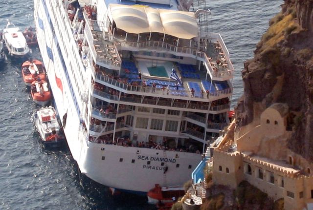 Sea Diamond: Προσφυγή της πλοιοκτήτριας κατά της προκήρυξης για την ανέλκυση του πλοίου