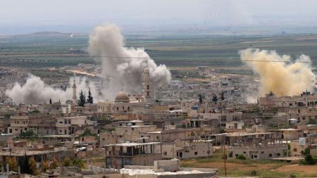 Συρία: Αεροπορικές επιδρομές παρά την εκεχειρία με εννέα νεκρούς