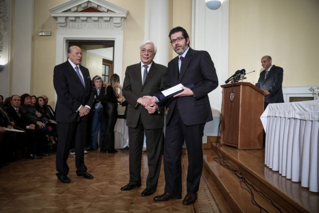 Βραβείο Μπότση στον συντάκτη του Βήματος Αγγ. Αθανασόπουλο