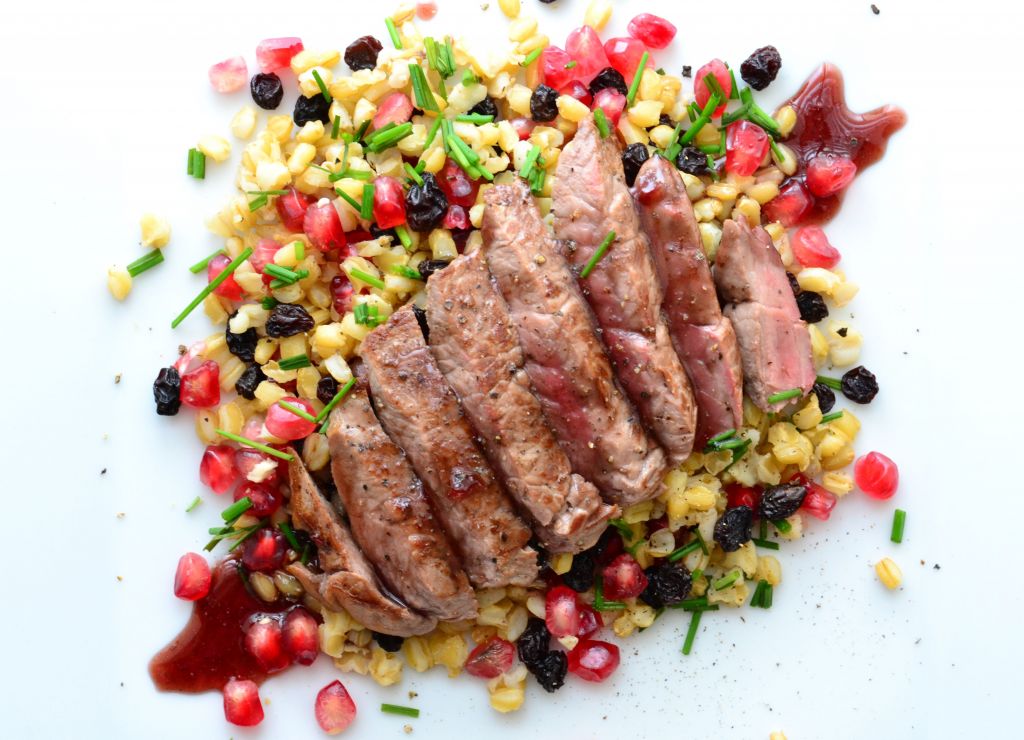 Μοσχαρίσια ταλιάτα με σιτάρι και ρόδι