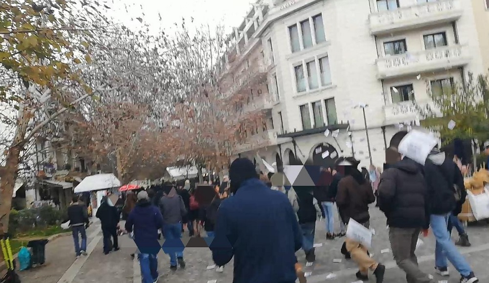 Παρέμβαση αντιεξουσιαστών στη Διονυσίου Αρεοπαγίτου