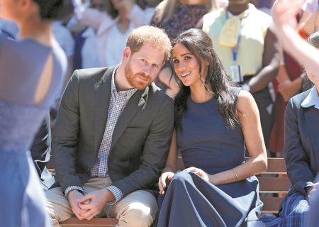 Οργή στο Μπάκιγχαμ για τους «επαναστάτες»