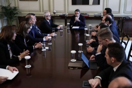 Συνάντηση Μητσοτάκη με τους Έλληνες εφοπλιστές στο Μαξίμου
