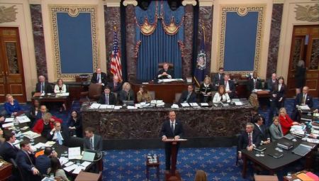 Δίκη Τραμπ: Ξεκίνησε η παράθεση του κατηγορητηρίου από τους Δημοκρατικούς