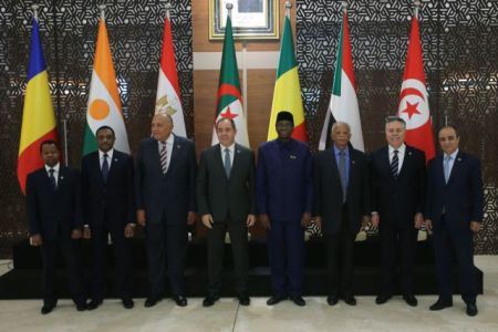 Νέο ηχηρό μήνυμα στον Ερντογάν από τις χώρες που συνορεύουν με τη Λιβύη