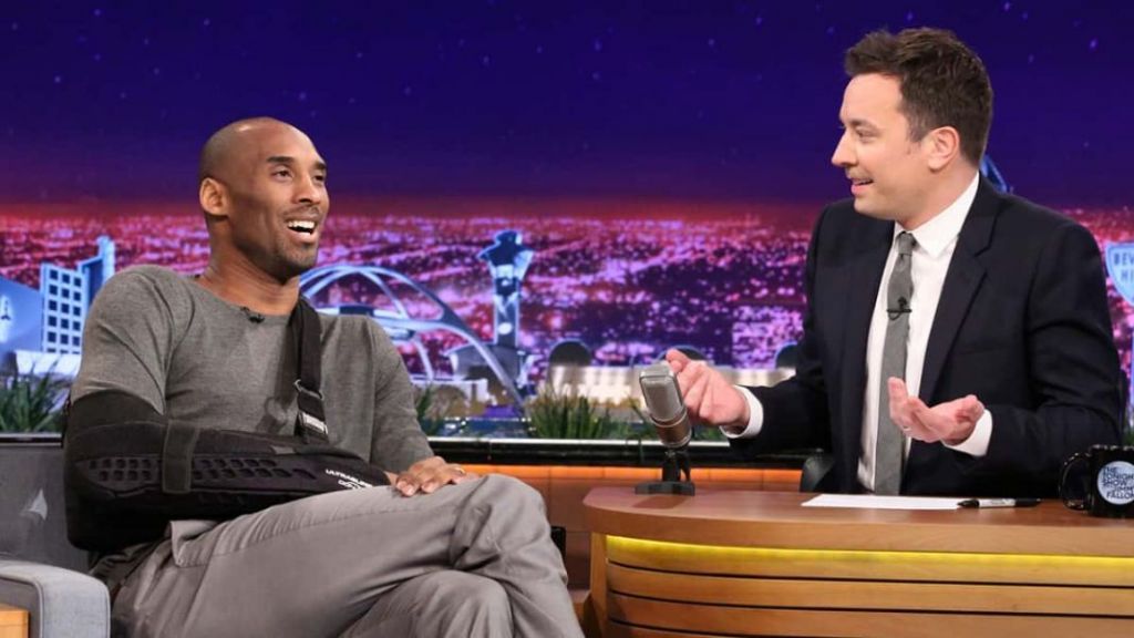 Δεν άντεξε και «έσπασε» ο Τζίμι Φάλον στο «αντίο» του στον Κόμπι Μπράιαντ