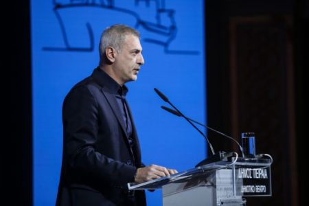 Ηλεκτρονικοί υπολογιστές στα σχολεία του Πειραιά