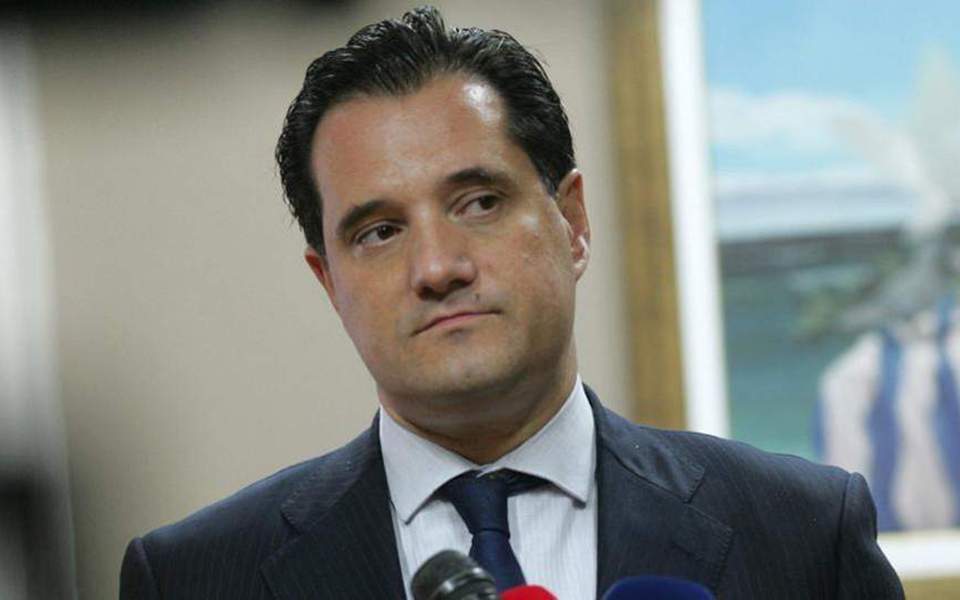 Επαφές Γεωργιάδη για επανεργοποίηση των γαλλικών τραπεζών στην ελληνική αγορά