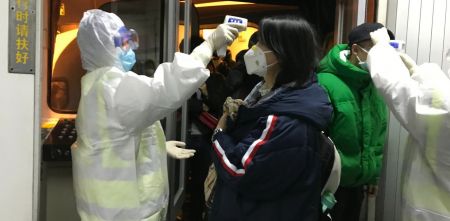 Ο κοροναϊός «χτύπησε» και την κρουαζιέρα