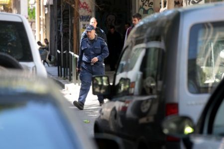 Επιχείρηση εκκένωσης κτιρίου στην οδό Λιοσίων – 10 προσαγωγές