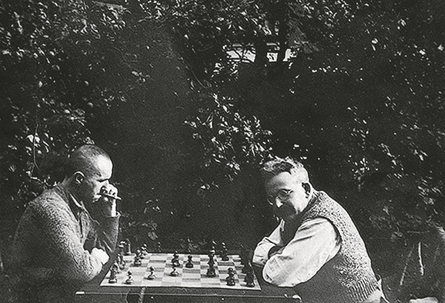 «Δοκιμιογράφος από κούνια»