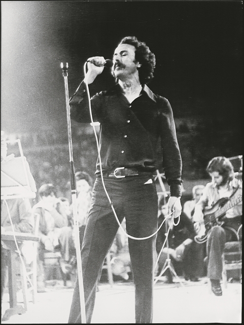 Ο Αρχάγγελος της Κρήτης που μάγεψε με τη λύρα του