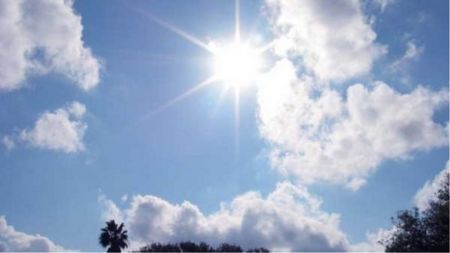 Καιρός: θερμές αέριες μάζες ανεβάζουν τον υδράργυρο – Εως 20 βαθμούς Κελσίου Δευτέρα-Τρίτη