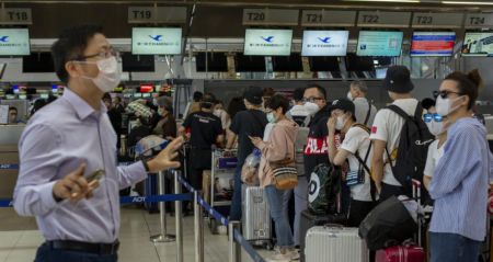 Σε διεθνή απομόνωση η Κίνα λόγω κορωνοϊού – Άρον άρον οι χώρες επαναπατρίζουν τους πολίτες τους