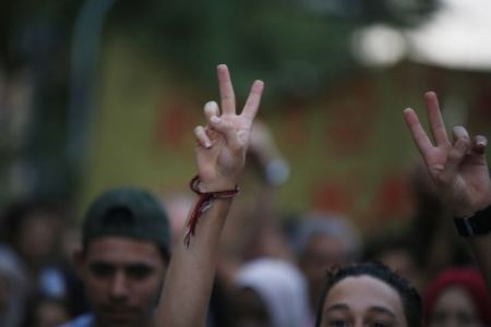 Έντονες αντιδράσεις των μεταναστών στον Μαραθώνα για τις συνθήκες εργασίας
