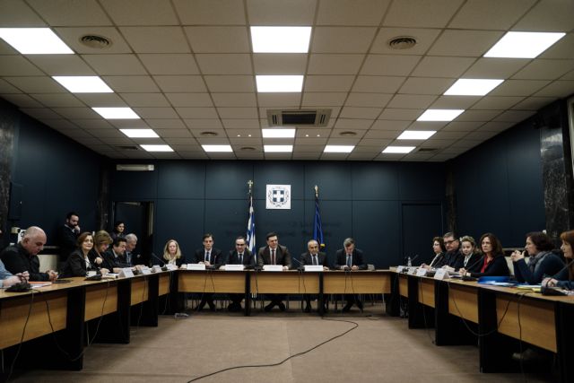 Κοροναϊός: Μέτρα πρόληψης και προσλήψεις στα εργαστήρια ενόψει Κοροναϊού