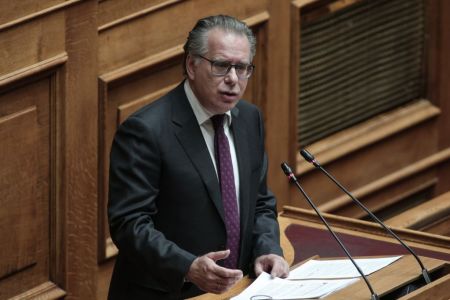 Κουμουτσάκος: Βαθειά και σκοτεινά δίκτυα συμφερόντων με ΜΚΟ