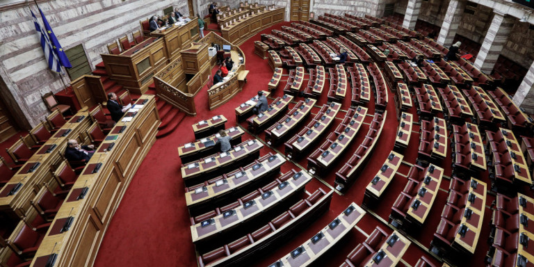 Υπερψηφίστηκε η τροπολογία για τις ΜΚΟ