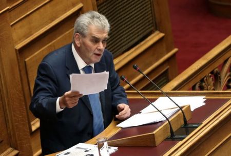 Παπαγγελόπουλος: Καταγγέλλει νομικό πραξικόπημα σε βάρος του