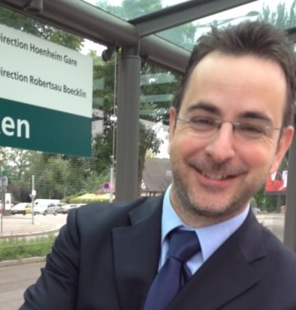 Αποϊδρυματοποίηση… χθες